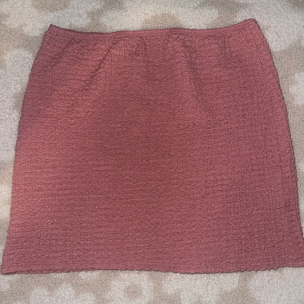 Rust Textured Two-Piece Set - Picture 3 of 3